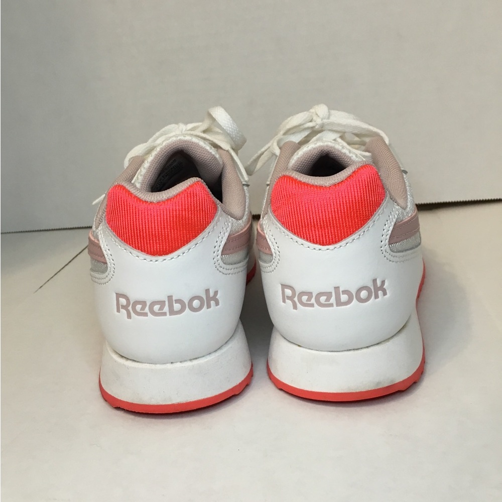 Reebok Women's Classic Harman Ripple Sneaker - Picture 5 of 10